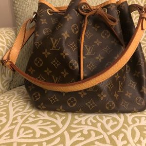 Louis Vuitton Monogram Canvas Drawstring Shoulder Bag in Brown and Tan